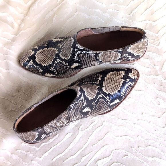 Madewell Sonia Low Chelsea Python Embossed Genuine Leather Ankle Booties Size 8 - Picture 12 of 15
